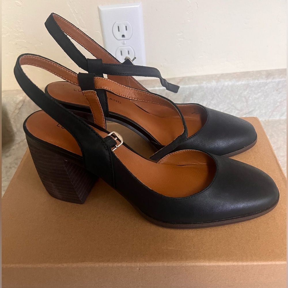 Women’s Ankle-Strap Asymmetrical Block Heel Pumps